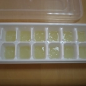 離乳食初期 玉ねぎのすり潰し 冷凍ストック レシピ 作り方 By はちわれ413 楽天レシピ 離乳食初期 玉ねぎのすり潰し 冷凍ストック レシピ 作り方 By はちわれ413 楽天レシピ